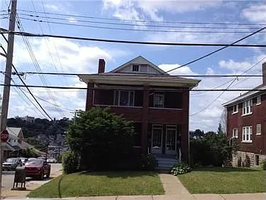 2621 Mackinaw Ave photo 1