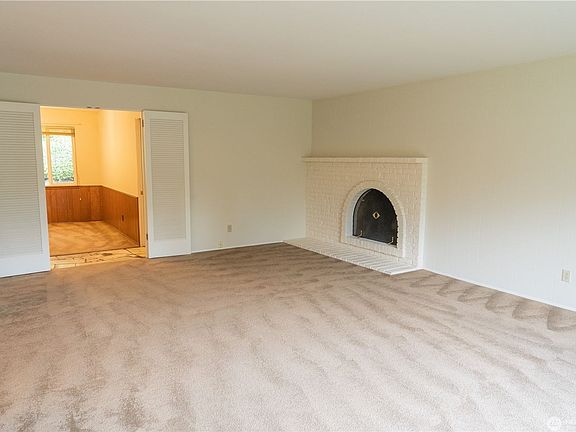 3rd image of 233 130th Ave NE