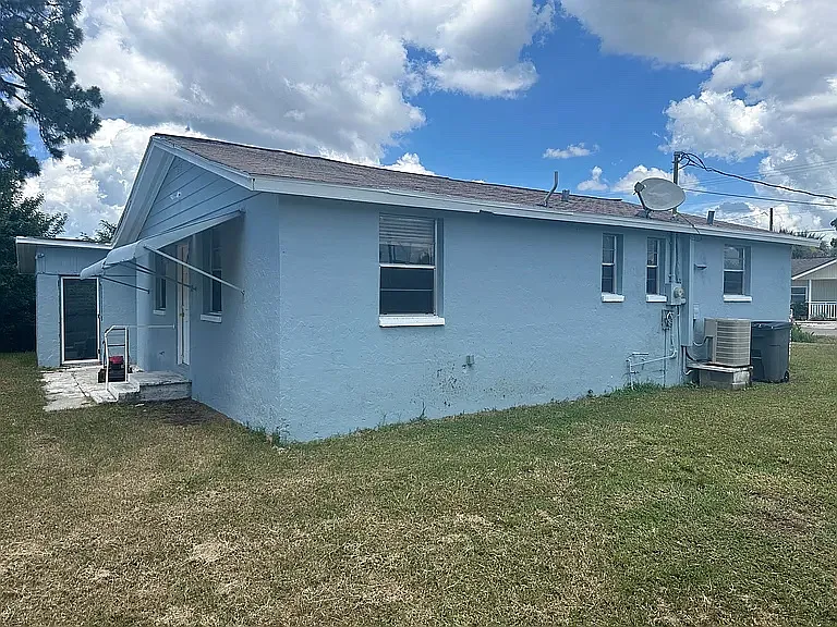 5405 Leisure Ln — Photo 3