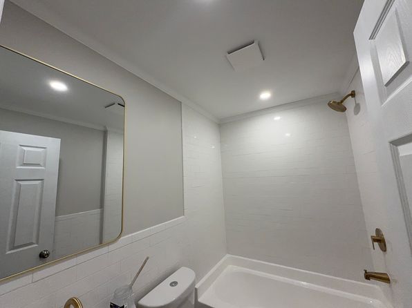 1695 Foster Ave #1