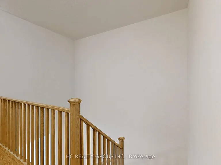 28 Millman Ln — Photo 18