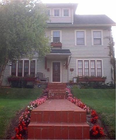 1st image of 15 Birchwood Ave