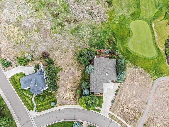 4th image of 85 Cottage Dr