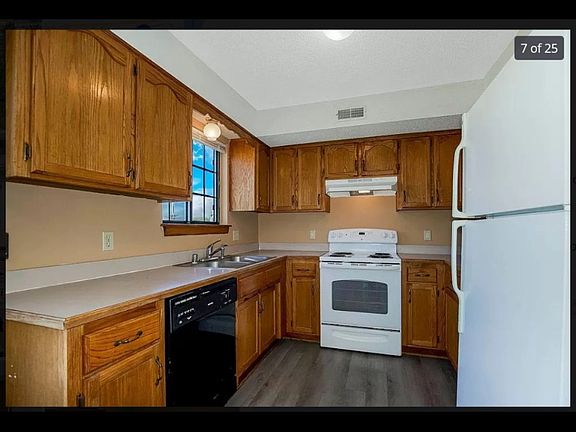 5th image of 418 Kiowa St #418