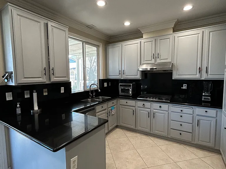 12772 Arbor Ct — Photo 10