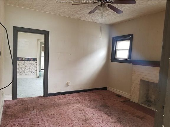 2nd image of 404 Rosemont Ave