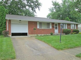 6924 Rushleigh Rd, Englewood, OH 45322