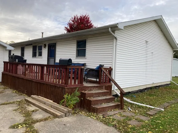 210 N West Ave, Milford, IL 60953