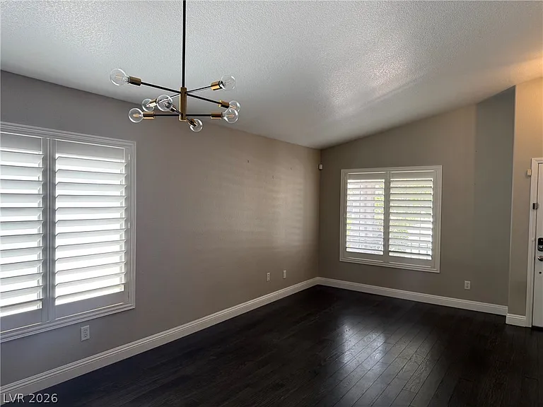 62 Tanglewood Dr — Photo 3