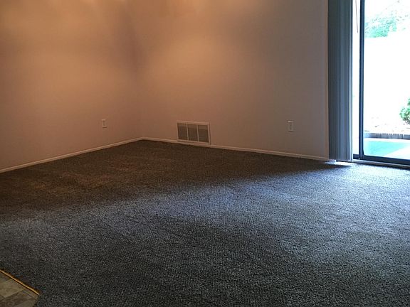 3rd image of 43437 Cape Dr