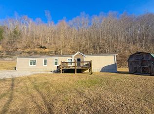 240 Elk Ridge Rd, Hyden, KY 41749