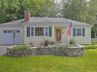 41 Wildwood Rd, Fairfield, CT 06825