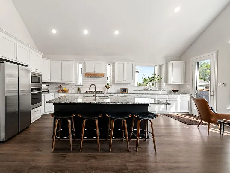 4602 Lorion Dr — Photo 13