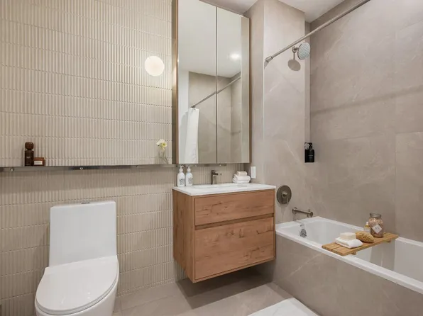 880 Atlantic Avenue image 7 of 33