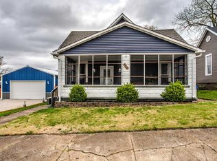 620 S 5th St, Boonville, IN 47601