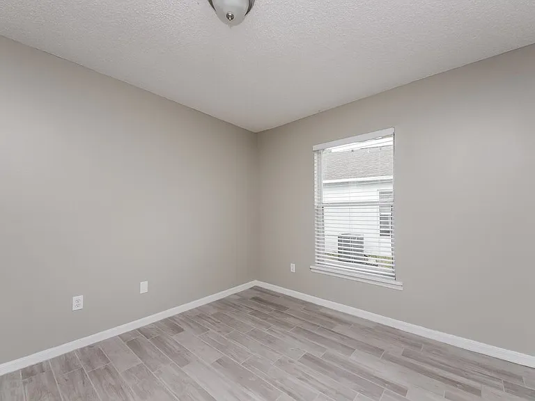 1125 Winding Water Way — Photo 11