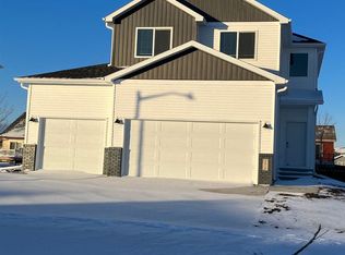 3615 17th St S, Moorhead, MN 56560