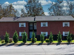 1231 15th Ave NW, Hickory, NC 28601