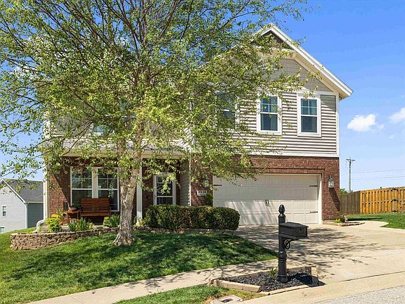3rd image of 2338 Blossom Ct