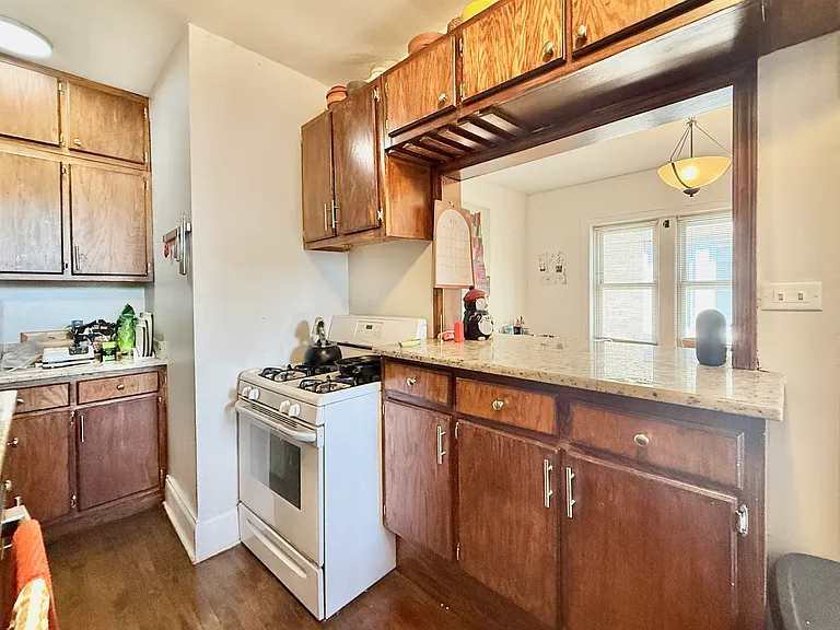314 N Maple Ave #3N — Photo 17