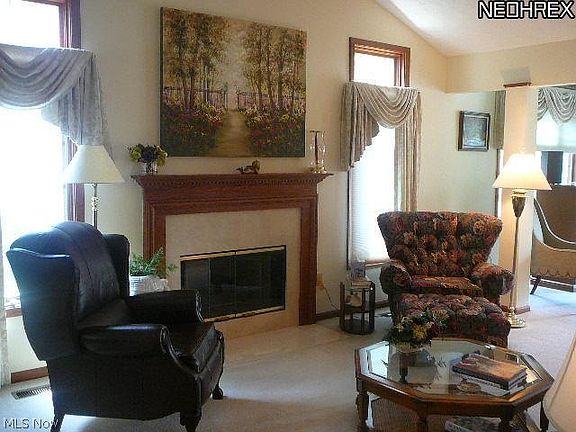2nd image of 12350 Mulberry Cir