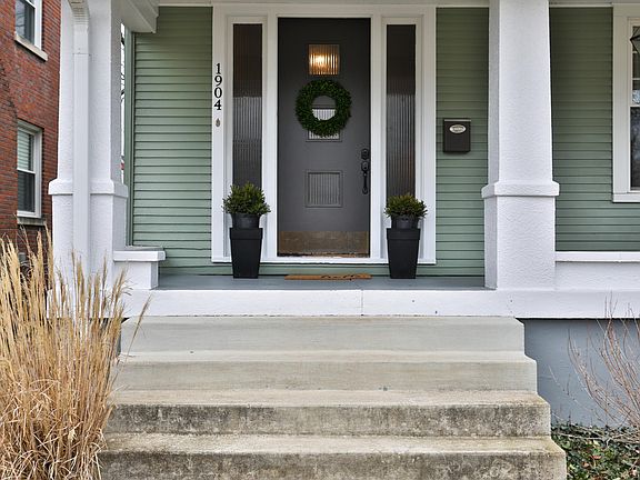 3rd image of 1904 Sils Ave