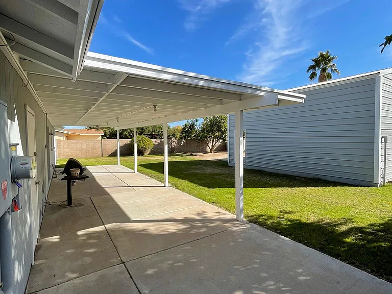 3443 E Poinsettia Dr — Photo 25