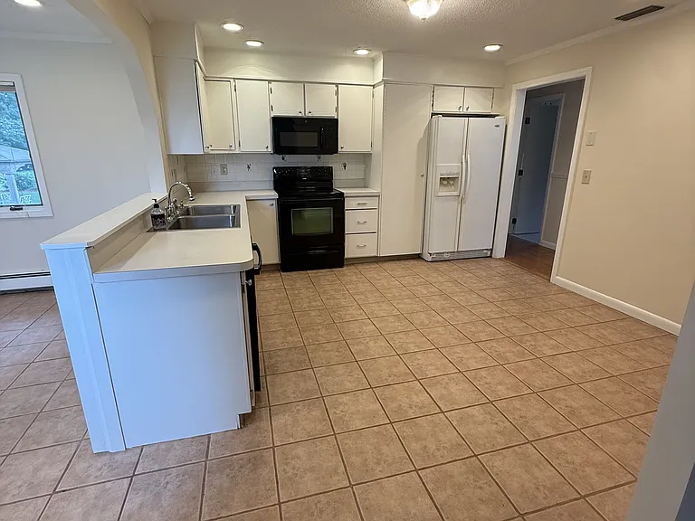Cheryl Dr — Photo 12