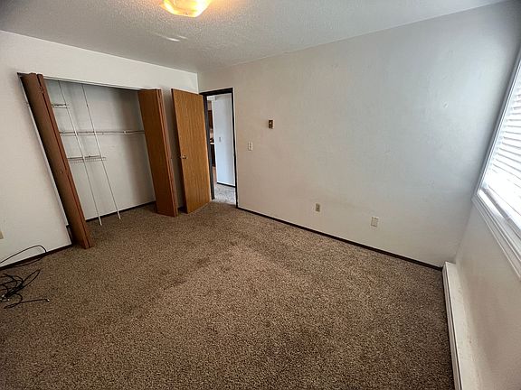 4th image of 221 8th Ave SE #12