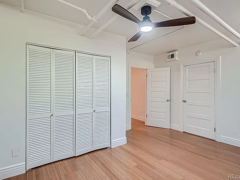 954 N Pearl St #B — Photo 14
