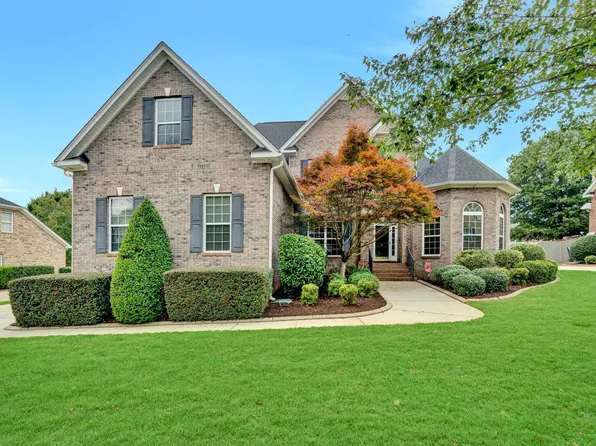 4 Barnstable Ct, Greer, SC 29650