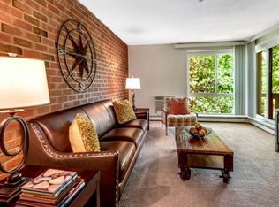 123 Colonels Ln APT 22, East Weymouth, MA 02189