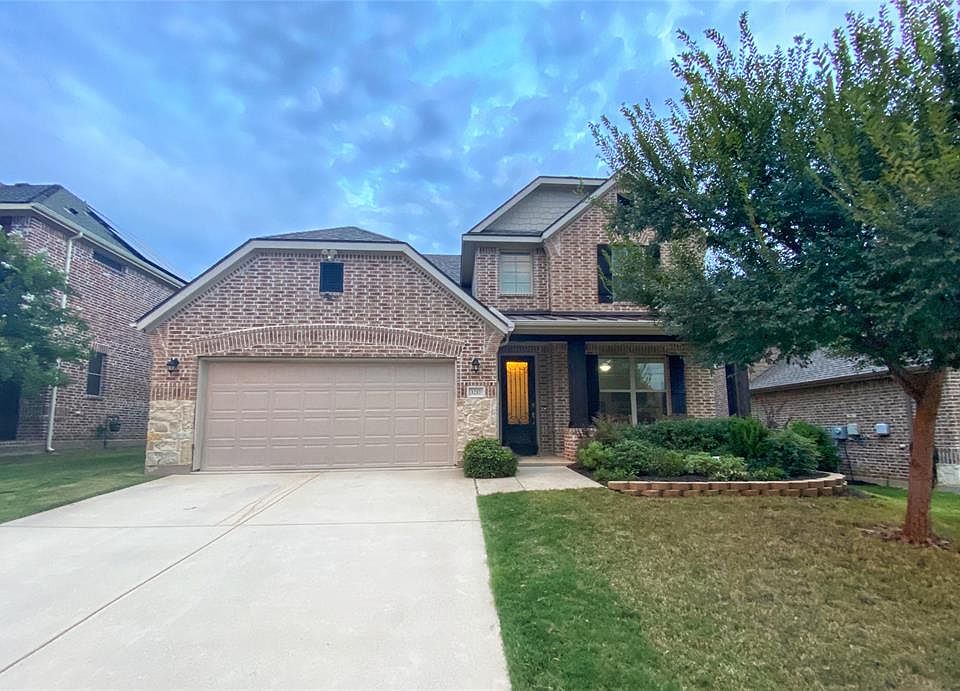 1st image of 3217 Glen Crest Ln