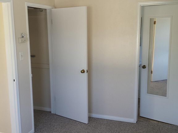 5th image of 4958 35th St