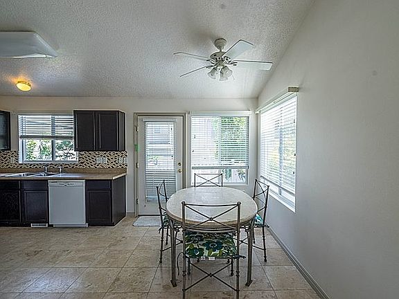 4th image of 1548 W Marseilles Way