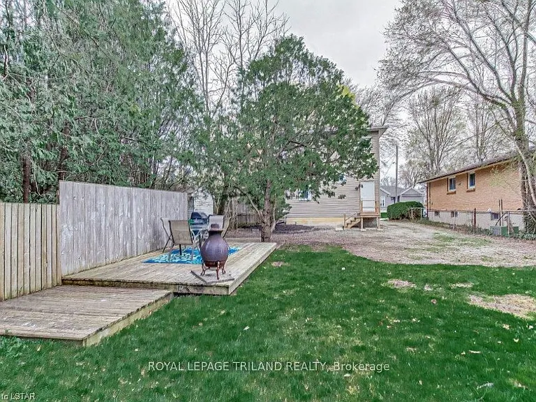 256 Edinburgh St #UPPER — Photo 18