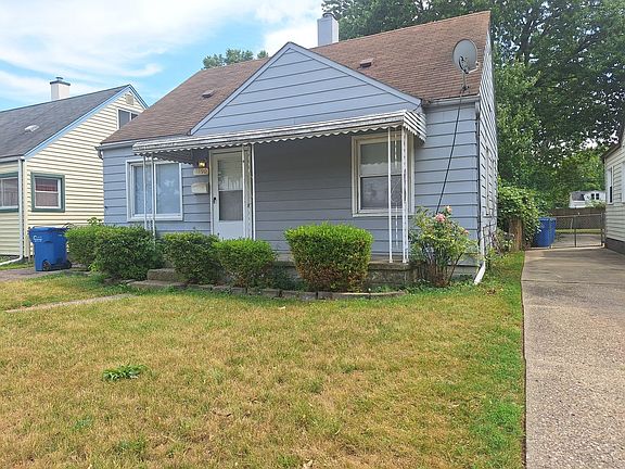 2nd image of 3890 Poplar Ave