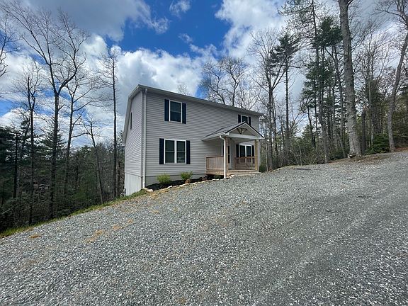 3rd image of 350 Pinewood Cir