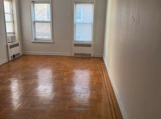 7158 Austin St APT 3D, Forest Hills, NY 11375