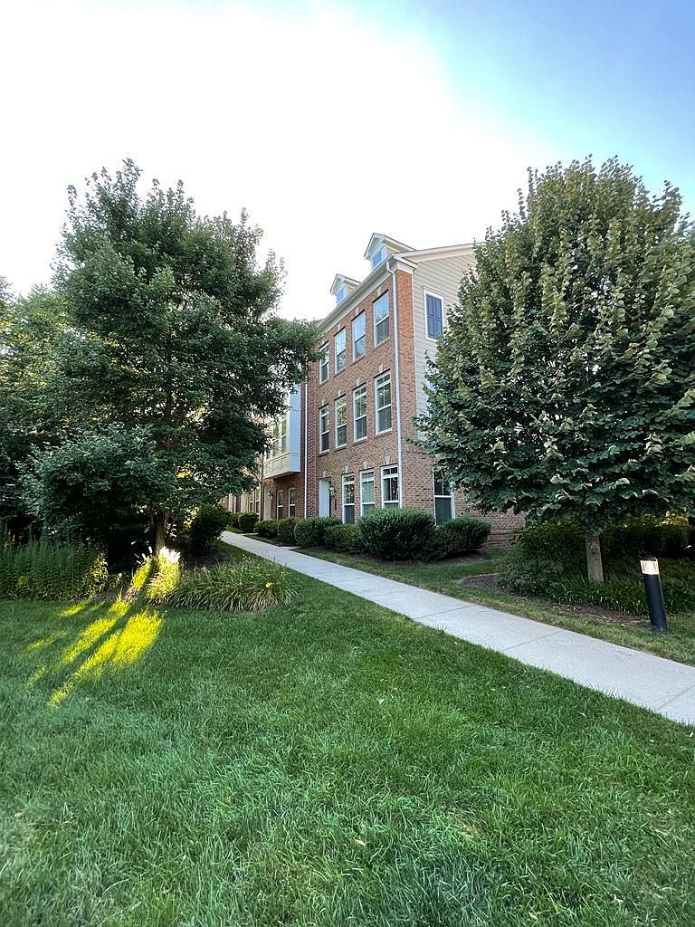 9421 Canonbury Sq, Fairfax, VA 22031 Zillow