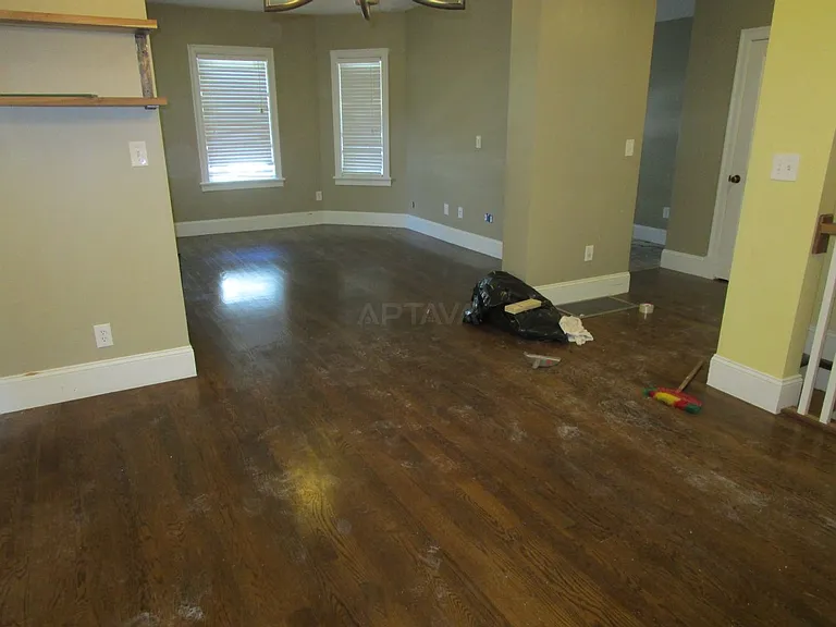 114 Yorktown St #11 — Photo 11