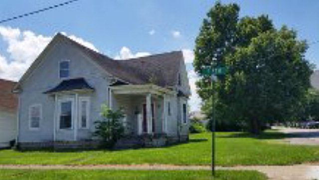 2nd image of 438 N 5th St