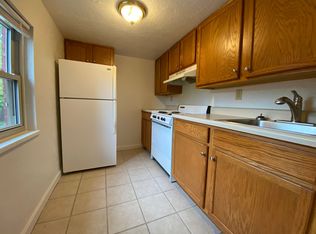 521 Isabella St #405, Oakmont, PA 15139