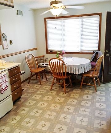 5th image of 230 Manor Dr Unit B