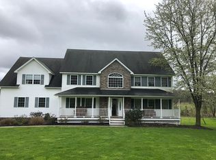 133 Conklingtown Rd, Chester, NY 10918