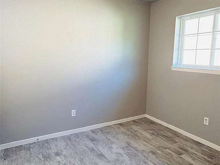 519 Magnolia Ave — Photo 14