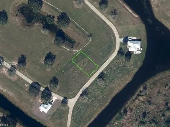 1513 Blue Heron Dr, Sebring, FL 33876