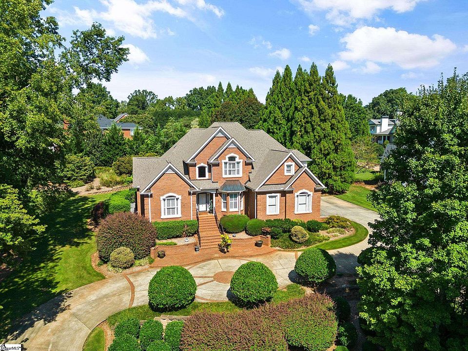 1st image of 522 Spaulding Lake Dr
