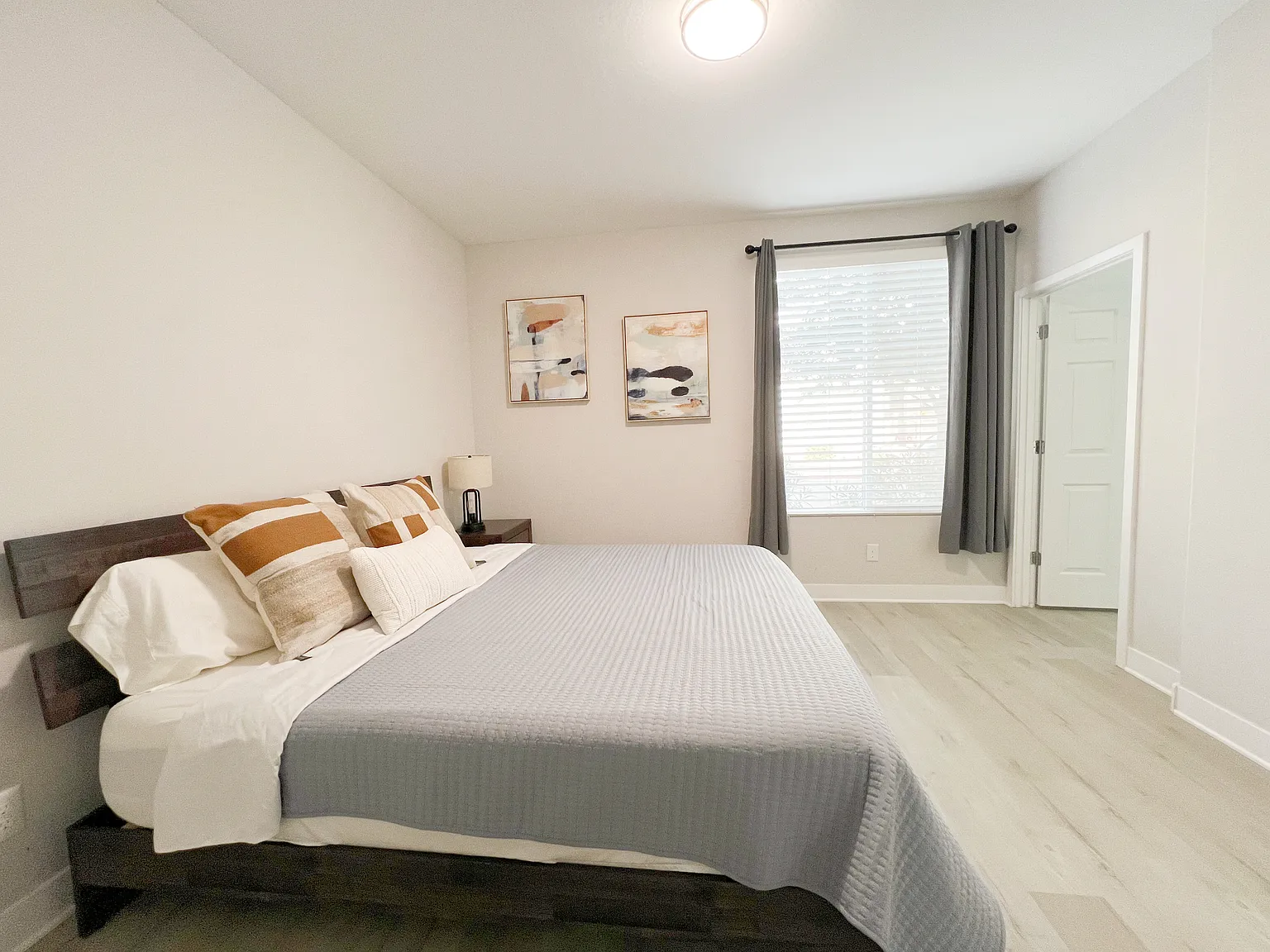 2 bed, 1398 sqft, $2,800 — Photo 2