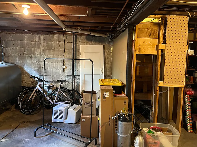 52 Mount Vernon St — Photo 18